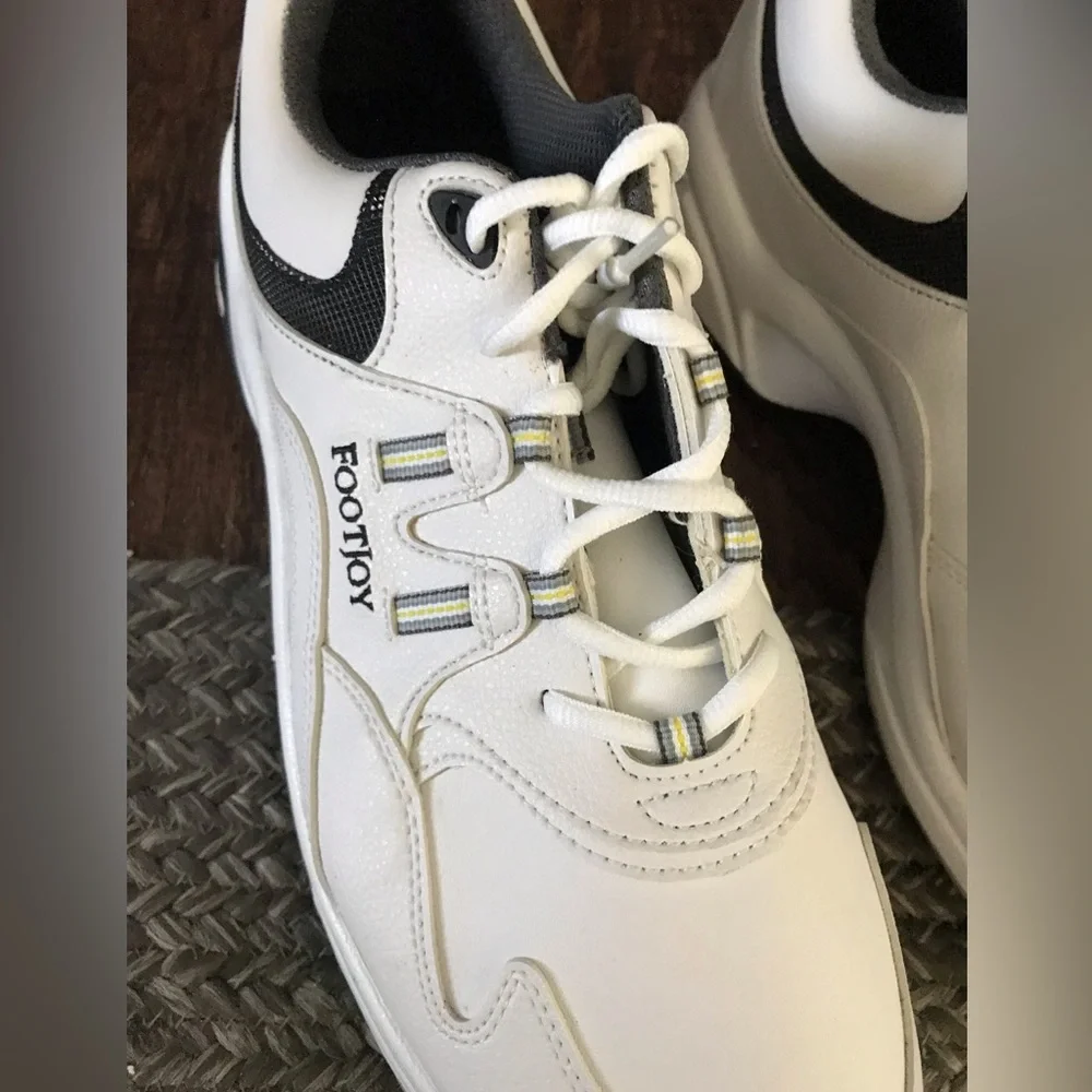NWOT FootJoy Men's White Casual Sneakers with Subtle Black Accents 13